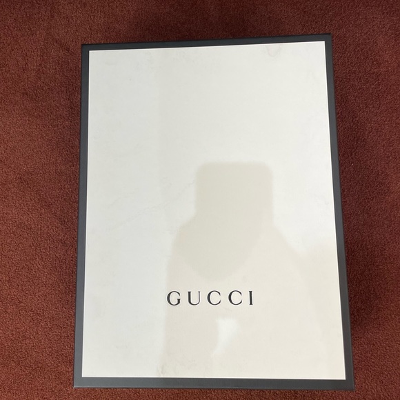 Gucci Austin Calf Leather Boot in Cherry Red - Picture 10 of 10